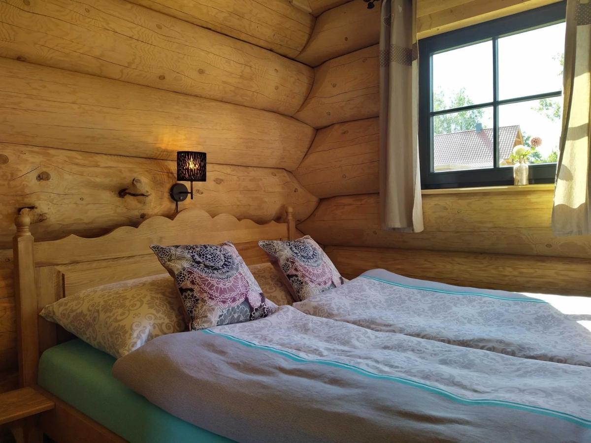 Naturstammhaus Tollensesee Gross Nemerow Bagian luar foto