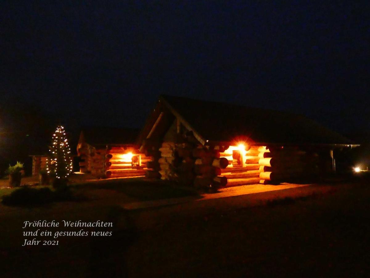 Naturstammhaus Tollensesee Gross Nemerow Bagian luar foto