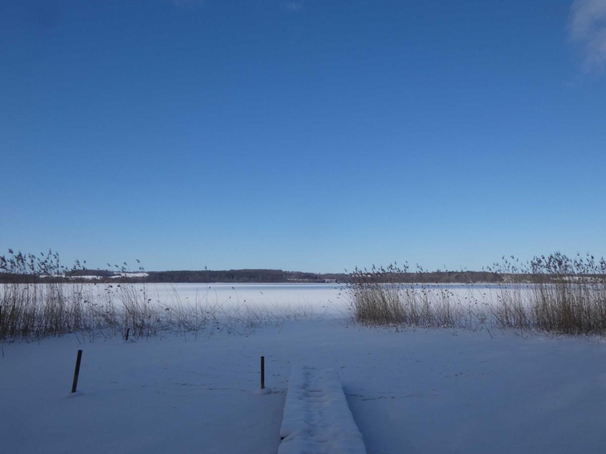Naturstammhaus Tollensesee Gross Nemerow Bagian luar foto